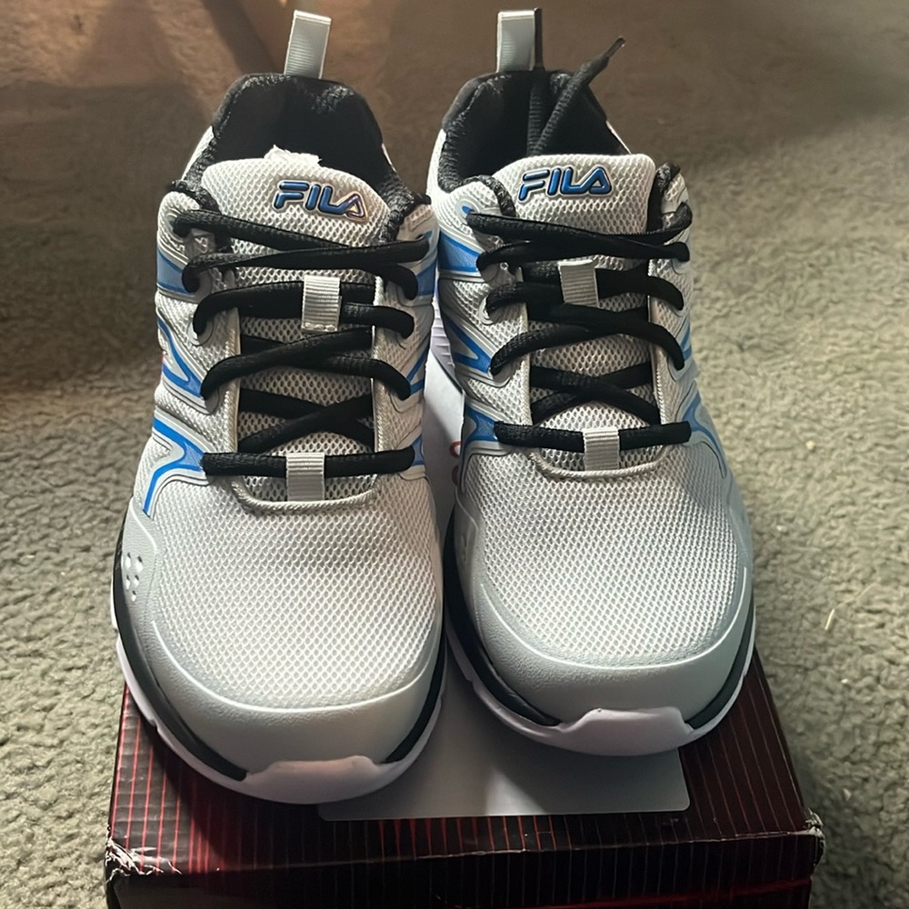 Fila Allona 3 size 4.5